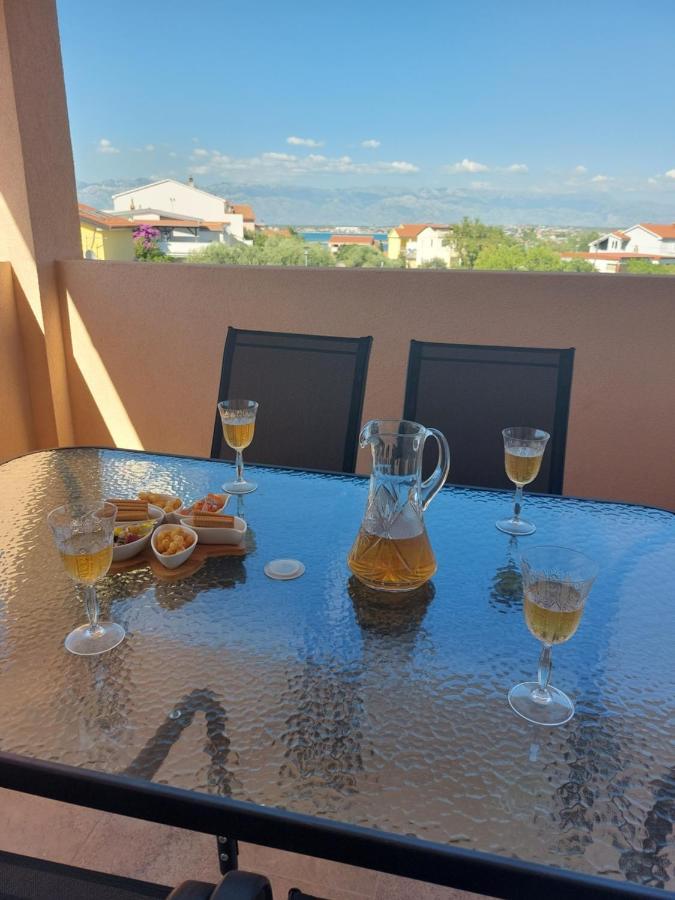 Holiday Home Aria Nin Esterno foto