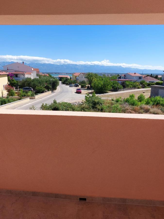 Holiday Home Aria Nin Esterno foto