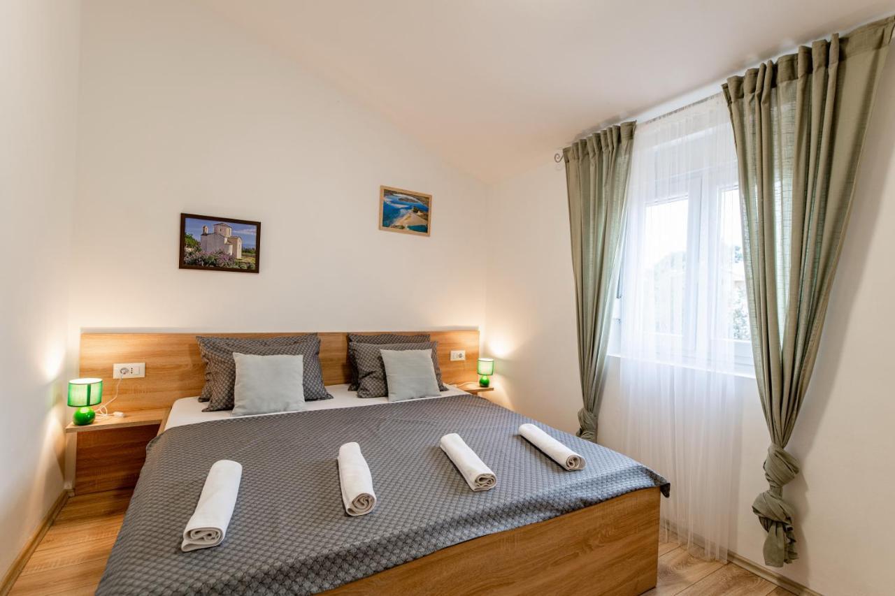 Holiday Home Aria Nin Esterno foto