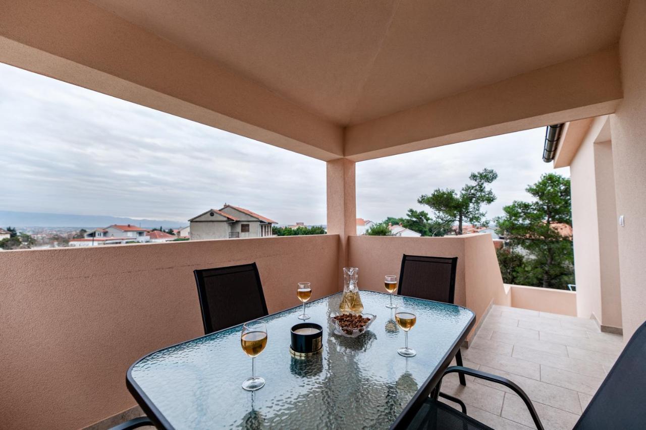 Holiday Home Aria Nin Esterno foto