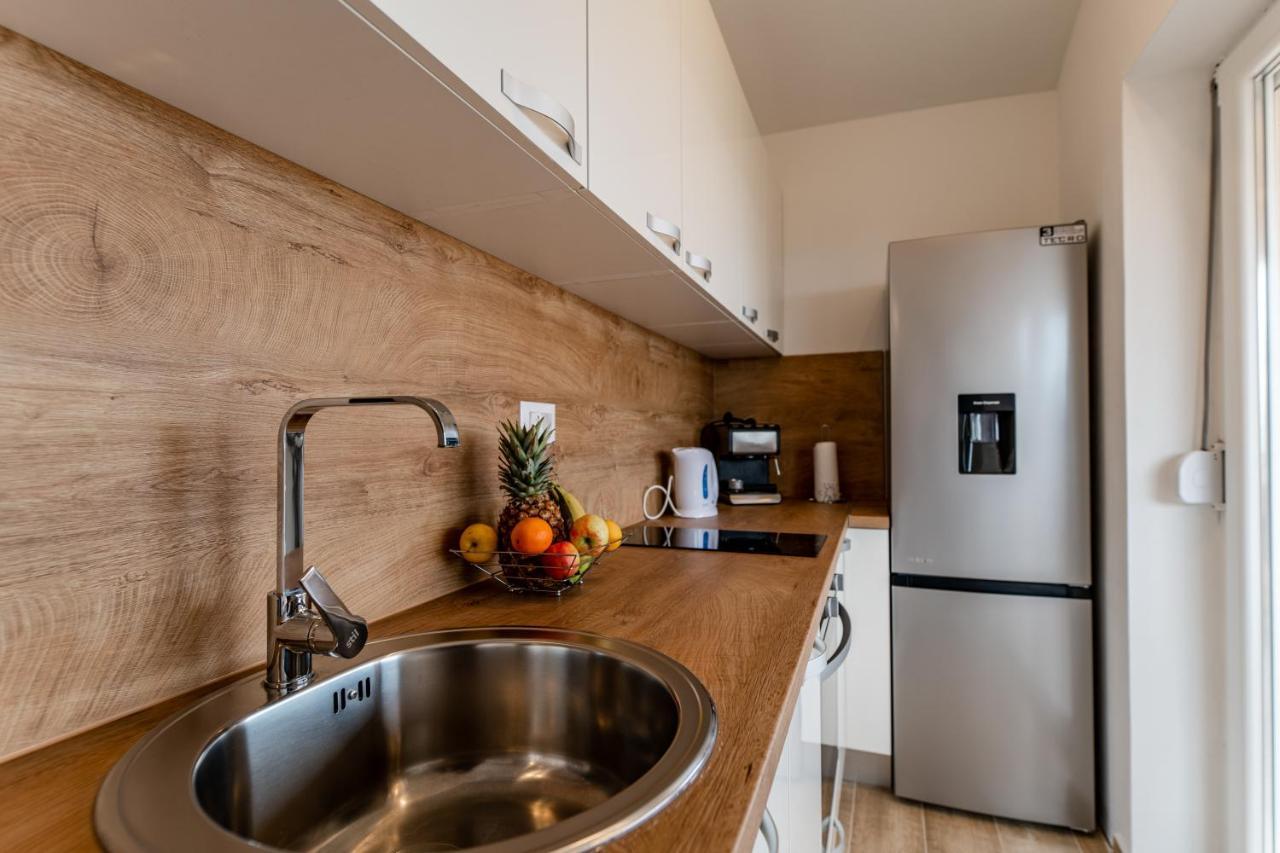 Holiday Home Aria Nin Esterno foto