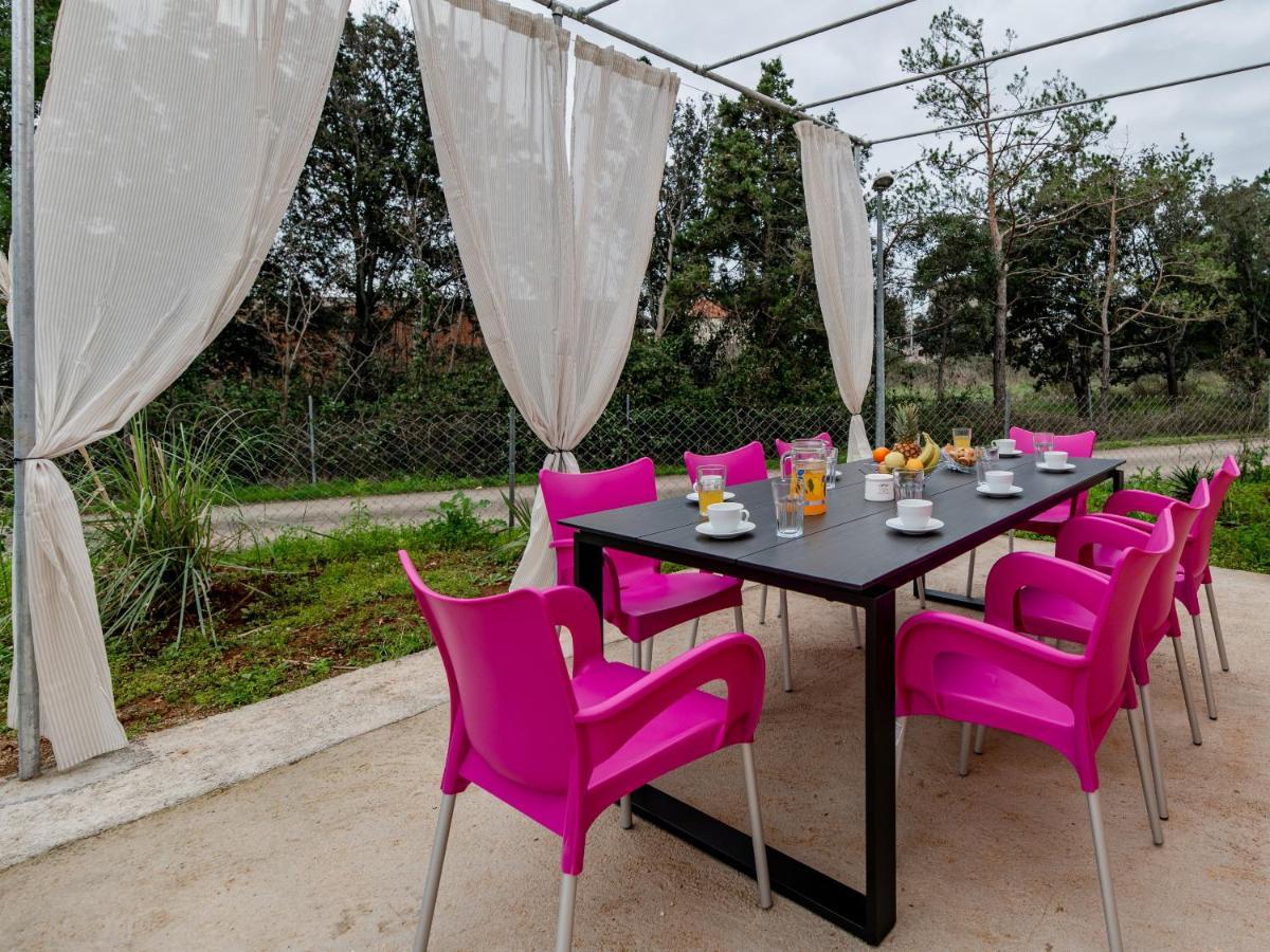 Holiday Home Aria Nin Esterno foto