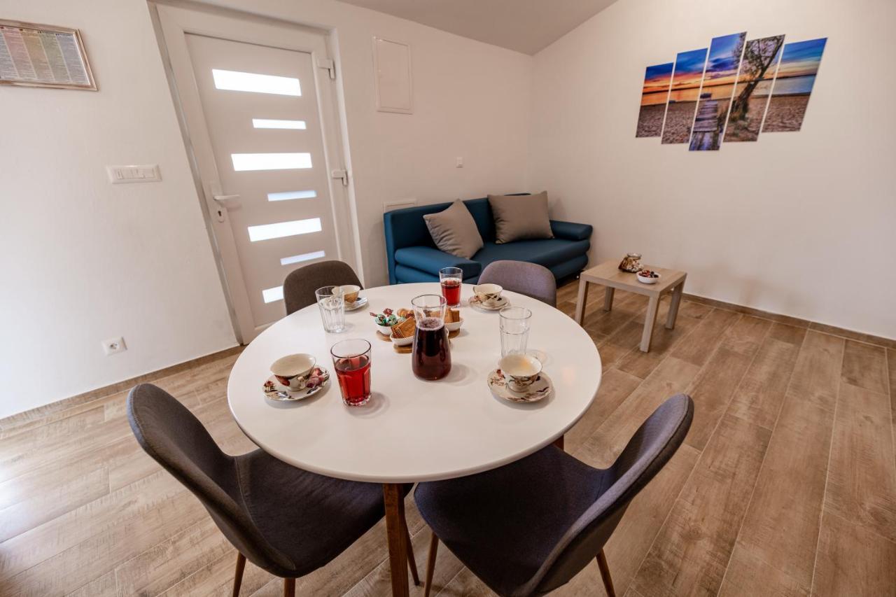 Holiday Home Aria Nin Esterno foto