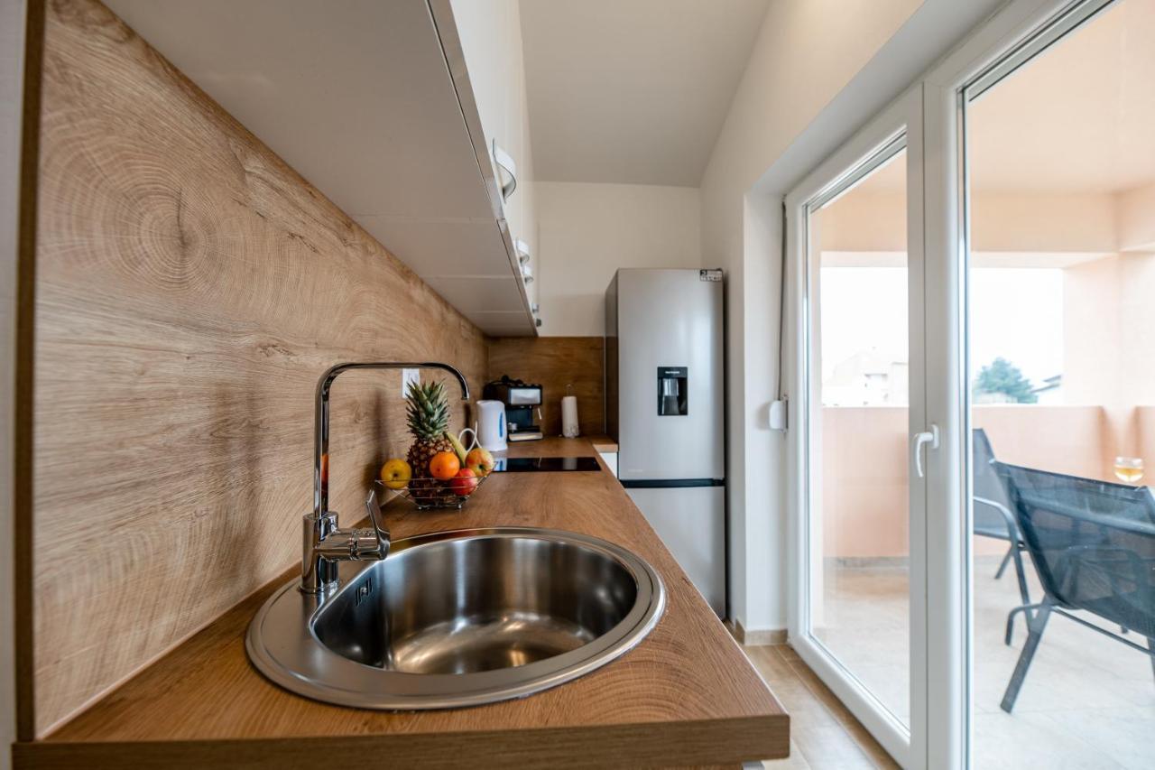 Holiday Home Aria Nin Esterno foto